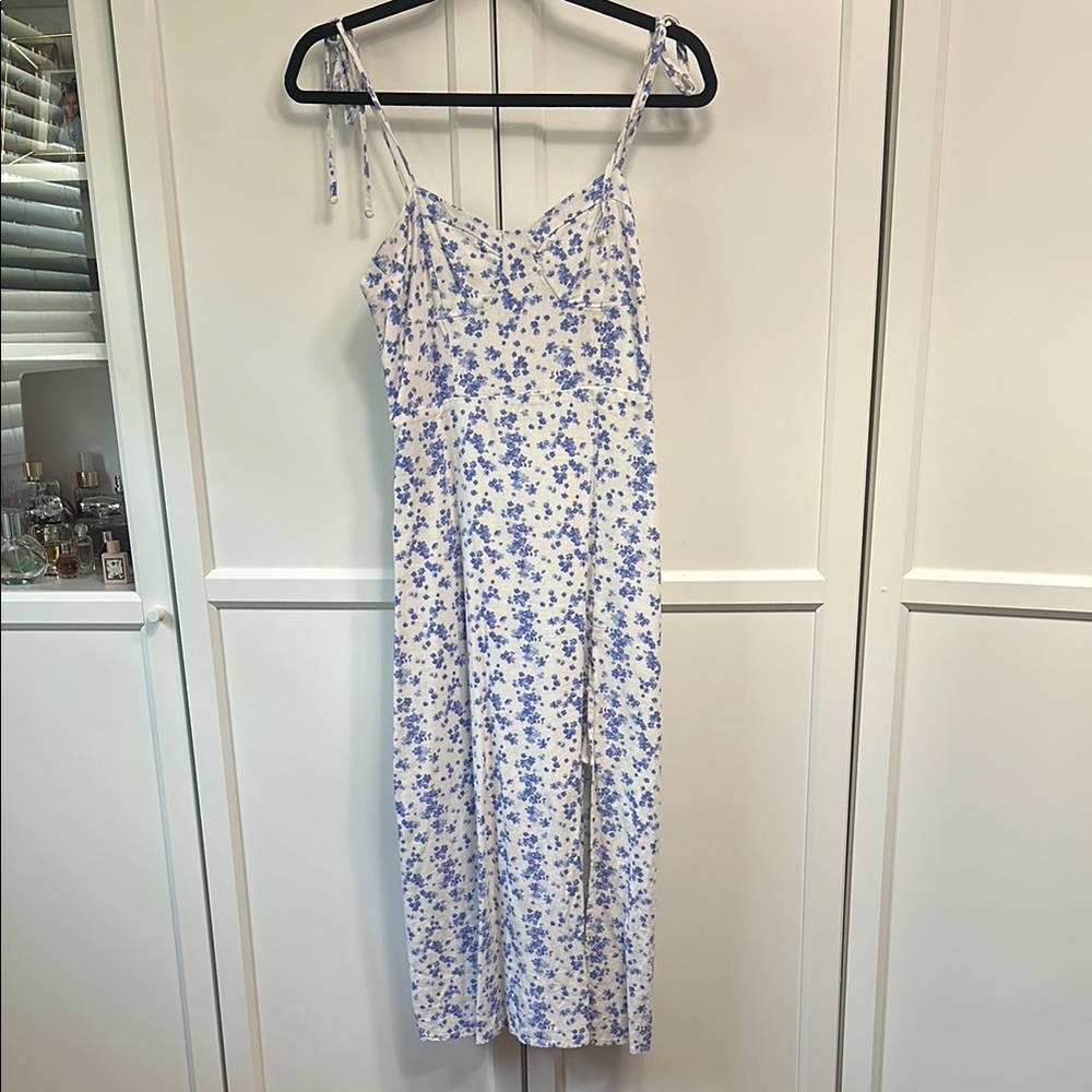 Floral Blue and White Women's Dress
